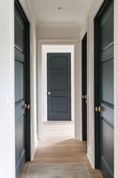 Porte en bois massif insonorisée durable de style Shaker blanc pour les bureaux modernes et les intérieurs de chambres résidentielles