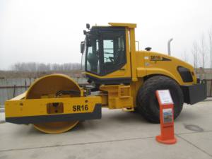 Hochleistungs-Vibrations walzen verdichter SR16MA mit Motor und Padfoots Optional - Product Image 4