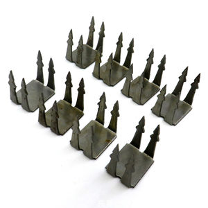 Acessórios para Calçados de Salto Alto: Pregos de Aço Carbono com Quatro Pernas e Espinhos - Product Image 1