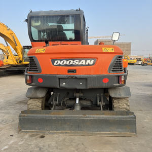 Low Price Doosan DX60 Excavator 2020 Model Korea Made 1.6m <b>Bucket</b> Capacity Used Crawler <b>Digger</b> with Engine & Gearbox <b>for</b> <b>Sale</b> - Product Image 2