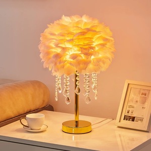 Lámpara de mesa con borlas de cristal y plumas, E27, Led, 220V, estilo nórdico, para sala de estar, dormitorio, mesita de noche - Product Image 3