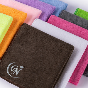 Produits de nettoyage automobile en gros, chiffon en microfibre pour voiture, 300 g/m², chiffon de lavage de voiture, nettoyage en microfibre - Product Image 5