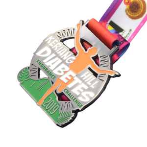 Médailles de Marathon Personnalisées en Argent Antique pour les Finishers du Marathon de Larian Hari Malaisie Baru - Product Image 3