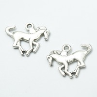 Pendentif Cheval Tressé en Alliage de Zinc, Tons Argent Vieilli, Bronze et Or, pour Rosette Équestre