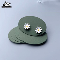 Tarjetas de presentación de joyería verdes para guardar y exhibir collares, pendientes, pulseras y horquillas para el cabello