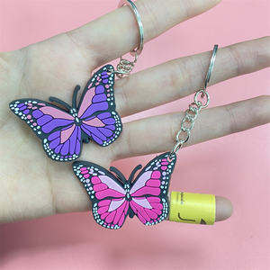 Porte-clés personnalisé en silicone papillon 2D Pendentif <span class=keywords><strong>dessin</strong></span> <span class=keywords><strong>animé</strong></span> mignon pour cadeaux et artisanat Porte-clés en caoutchouc - Product Image 4