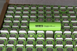 Vente directe d'usine, batterie au lithium Dmegc 18650, 3,7 V, 2900 mAh, batterie 18650 Li-ion 2900 mAh, cellule de batterie rechargeable - Product Image 4