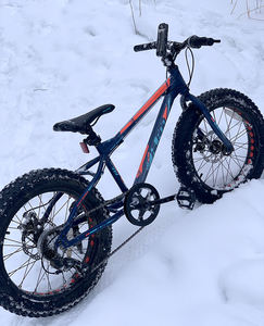 JOYKIE Wholesale OEM Cheap 20 Inch 24 Inch Fat <strong>Bike</strong> Cycling 4.0 Fat Tire Steel Complete Mountain Bicycle Beach <strong>Snow</strong> Fat <strong>Bike</strong> - Product Image 4