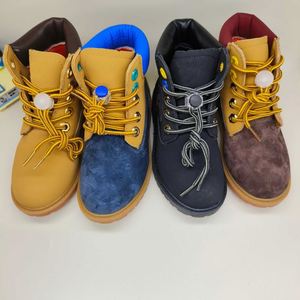 Botas de Diseño de Lujo Color Marrón para Niños y Niñas, Altura hasta el Tobillo, Parte Superior de Cuero, Patrón Geométrico, Forro de Piel, Temporada de Invierno - Product Image 5