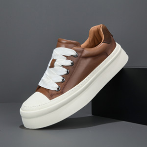 Zapatillas de skate de malla hueca blancas y verdes, transpirables, con suela gruesa, ligeras, con cordones, para hombre, zapatos de moda de verano. - Product Image 1