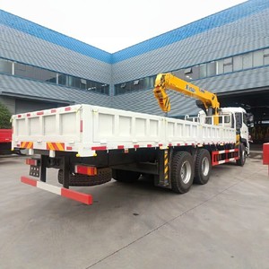 รถบรรทุกติดเครน 8x4 ลดราคาจากโรงงาน รถบรรทุกขนส่งสินค้าประสิทธิภาพสูงพร้อมเครนแขนตรง - Product Image 1