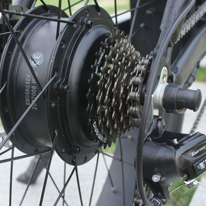Vélo électrique tout-terrain à suspension intégrale avec cadre en alliage d'aluminium de 26 pouces, pneus larges et assistance au pédalage - Product Image 3