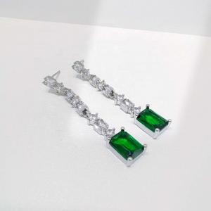 Pendientes de plata de ley 925 con borlas de oro verde de 18k, estilo retro exagerado, con esmeralda y circonita cúbica, para boda. - Product Image 3