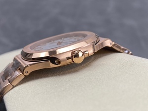 Montre mécanique étanche de qualité supérieure 40 mm, mouvement DDF factory 330 324, cadran blanc de plongée 5711, 142 g - Product Image 5