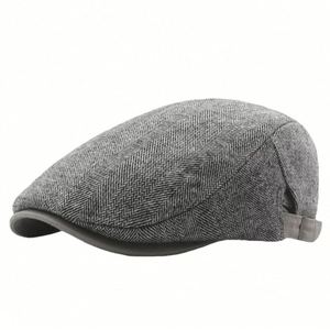 Nouveau Béret Classique Rayé à Chevrons avec Doublure Polaire – Chapeau d'Hiver Chaud et Tendance - Product Image 4