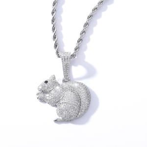 हिप हॉप गहने एनीमे स्क्वील प्यारा पेंडेंट तांबा आइस्ड डायमंड गोल्ड प्लेटेड पेंडेंट नेकलेस - Product Image 3