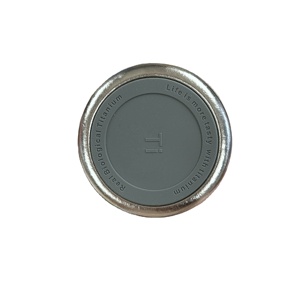 Termo de Titanio Puro de Lujo LOGO, Conservación del Calor a Largo Plazo, Ligero, Minimalista, Aislado - Product Image 6