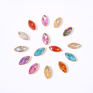 Strass SINONG Multicolore in Acrilico per Scarpe e Accessori, Decorazioni Termoadesive Varie Dimensioni 7*15 - Product Image 3