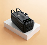 Pack de charge solaire haute capacité de 30 000 mAh avec câbles intégrés, une poignée portable, une boussole et une lampe de camping