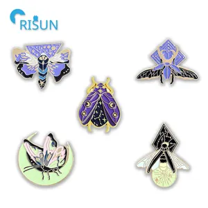 Alfileres de solapa esmaltados de insectos personalizados de fábrica, insignias, broches, alfileres de solapa esmaltados de seis patas personalizados, insignia de insecto, alfileres de esmalte de Entomología