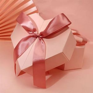 Scatola Regalo in Carta a Tema Amore, Adatta per Souvenir Festivi, <span class=keywords><strong>Regali</strong></span> di San Valentino, Token d'Amore, <span class=keywords><strong>Regali</strong></span> di <span class=keywords><strong>Compleanno</strong></span> e Confezioni per Gioielli - Product Image 5