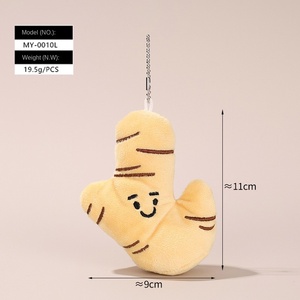 Porte-clés en peluche super <span class=keywords><strong>douce</strong></span> en coton PP, motif légumes créatifs avec expressions amusantes (oignon, gingembre, ail, fruits, plantes) - Product Image 6