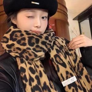 Écharpe en fourrure mi-longue pour femmes, style coréen, imprimé léopard, chaude et polyvalente, écharpe décorative pour l'automne/hiver - Product Image 5