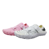 Chaussures aquatiques personnalisées à séchage rapide pour femmes et hommes, nouvelles chaussures de plage d'extérieur pour couples, chaussures aquatiques pieds nus pour activités aquatiques, baskets