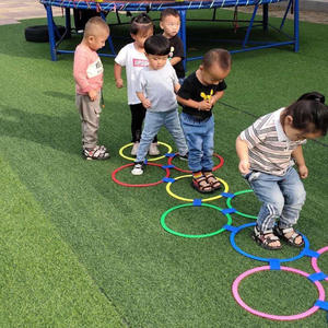 Set di Allenamento Sportivo per Bambini - Anelli per Agilità e Cerchi per Salti Rapidi, Attrezzatura per Allenamento di Hopscotch e Calcio - Product Image 3