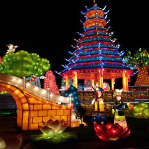 <span class=keywords><strong>Linterna</strong></span> LED china tradicional para patios <span class=keywords><strong>de</strong></span> recreo Características <span class=keywords><strong>de</strong></span> narración <span class=keywords><strong>de</strong></span> <span class=keywords><strong>cuentos</strong></span> <span class=keywords><strong>de</strong></span> arquitectura enorme para el Año Nuevo chino Pascua Navidad - Product Image 1