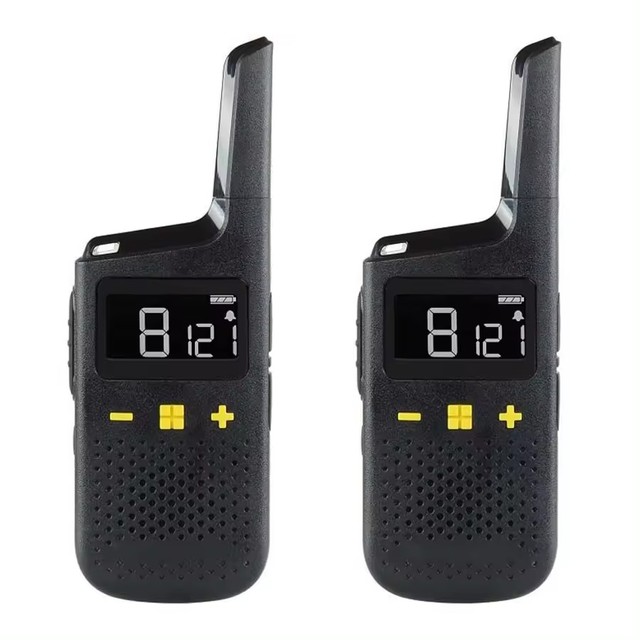 XT185 Walkie Talkie , Unlicensed Business Two-Way Radio Long Range Radios Twin Pack 2024 Hot Selling Wholesale XT185