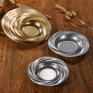 Ensemble d'assiettes rondes profondes en acier inoxydable pour le camping et l'extérieur, finition argent et or, vaisselle durable - Product Image 1