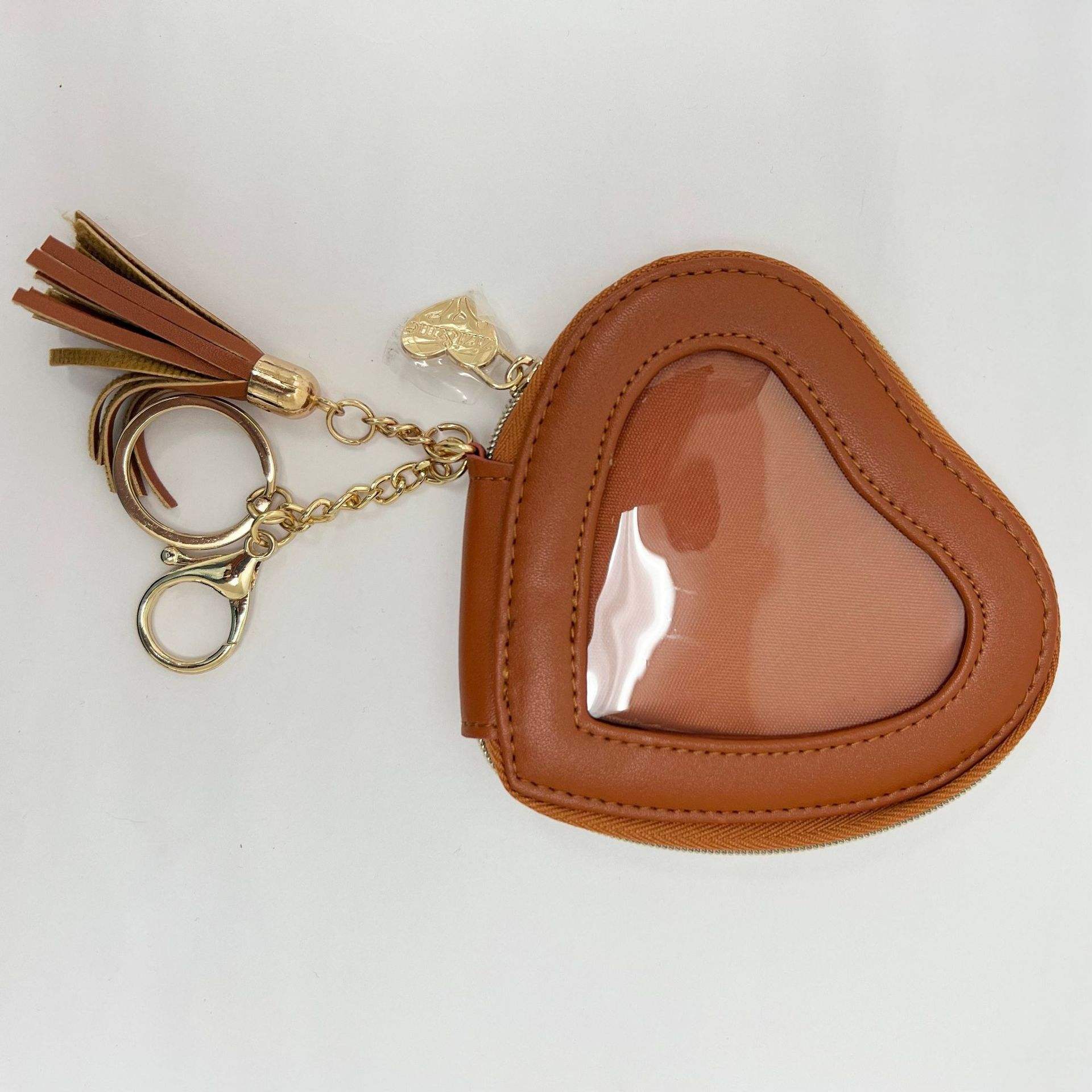 สีน้ำตาล