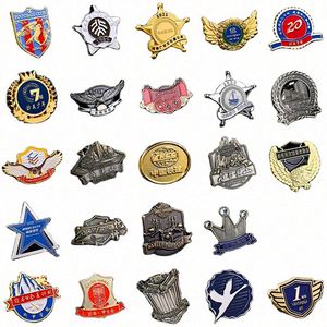 Broche en émail personnalisée, badge métallique plaqué or, médaille commémorative avec gravures sur le thème de l'ange, personnalisation du logo de l'école - Product Image 1