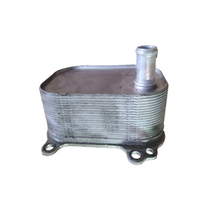 Boîtier de refroidisseur de filtre à huile pour <span class=keywords><strong>Audi</strong></span> <span class=keywords><strong>A4</strong></span> B9 A5 F5 Q5 FY A6 C8 OE 05L117021A 05L115389AB refroidisseur d'huile de Transmission automatique - Product Image 2