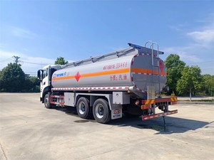 <span class=keywords><strong>Prix</strong></span> le plus bas Camion-citerne pétrolier à 10 pneus Fabricant de vente directe de citerne diesel mobile - Product Image 3