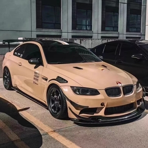 Parachoques lateral de coche nuevo estilo GT4 RS para BMW M3 E92 E93, Kits de carrocería mejorados, piezas de automóviles de reacondicionamiento, guardabarros de fibra de carbono de buen ajuste - Product Image 6