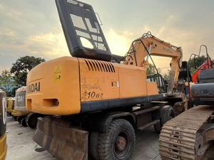 รถขุดล้อยางดีเซล 21 ตัน สภาพสมบูรณ์ ยี่ห้อฮุนได รุ่น 210w-7 มือสอง พร้อมมอเตอร์ เกียร์ และปั๊ม ขาย - Product Image 3