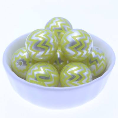 สีเหลือง