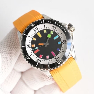 Luxurious and fashionable <b>automatic</b> watch with 904 stainless steel, top-quality mechanical movement, and silicone strap. - Product Image 3