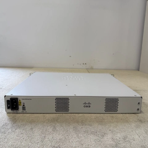 Router Ethernet Serie 8200 C8200L-1N-4T con 1 Ranura NIM y 4 Puertos WAN 1G, Producto de Switches de Red - Product Image 1