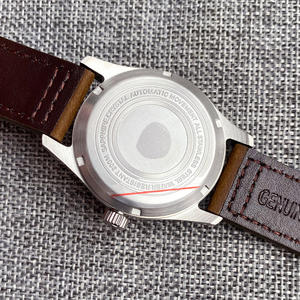 นาฬิกา Tandorio 39 มม. รุ่น <span class=keywords><strong>Pilot</strong></span> ใช้กลไก NH35 PT5000 สำหรับผู้ชาย นาฬิกาสนาม หน้าปัดสีขาวครีม สายหนัง ฝาหลังแบบขันเกลียว เข็มนาฬิกาสีดำ - Product Image 5