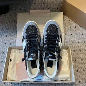 Chaussures de luxe de haute qualité à lacets pour femmes et hommes, design en forme d'étoile, semelle épaisse, empeigne en mesh respirante, légères et décontractées - Product Image 1