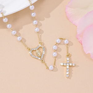 Collares de Rosario con Cuentas de Perlas Católicas, Collares con Colgante de la Virgen de Guadalupe Chapados en Oro, Collares Religiosos - Product Image 4