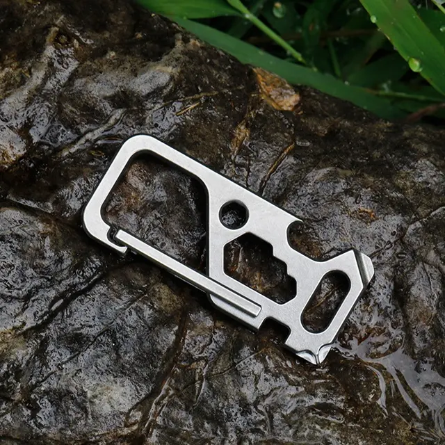Lightweight Portable Best Quality Mountaineering Multifunctional Titanium Keychain for Sale