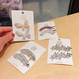 Strass <span class=keywords><strong>Plume</strong></span> Papillon Pince À <span class=keywords><strong>Cheveux</strong></span> Femmes Accessoires De <span class=keywords><strong>Cheveux</strong></span> Perle Bec De Canard arc-en-ciel Fleur Pince À <span class=keywords><strong>Cheveux</strong></span> Barrettes - Product Image 1