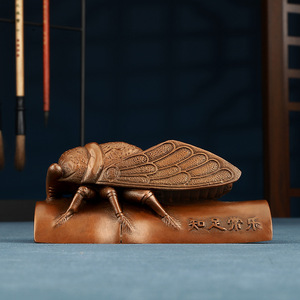 Prensapapeles de Cobre Copper World con Diseño de Cigarra, 10 cm, Decoración para Estudio, Regalo para el Día del Maestro - Product Image 1