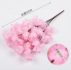 Branches de fleurs de cerisier artificielles en soie rose Sakura du Japon LUYI pour la décoration murale de fond de mariage - Product Image 4