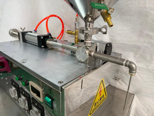 Máquina Semiautomática para Llenado de Lápiz Labial y Brillo Labial, Producción de Cosméticos - Product Image 3