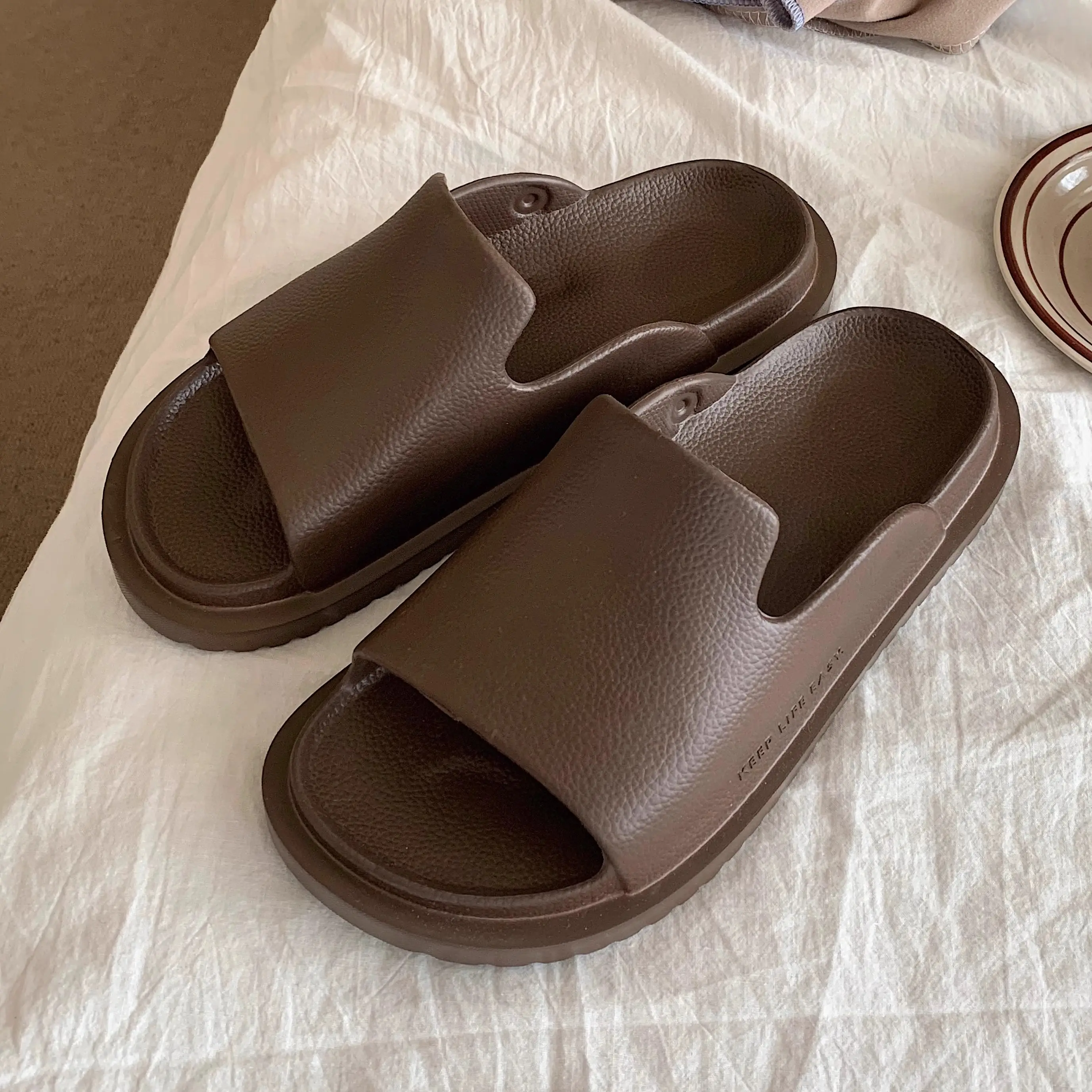 XIXITIAO wholesale 2024 summer indoor anti-slip female slipper eva thick sole bathroom beach sandals woman slides slippers